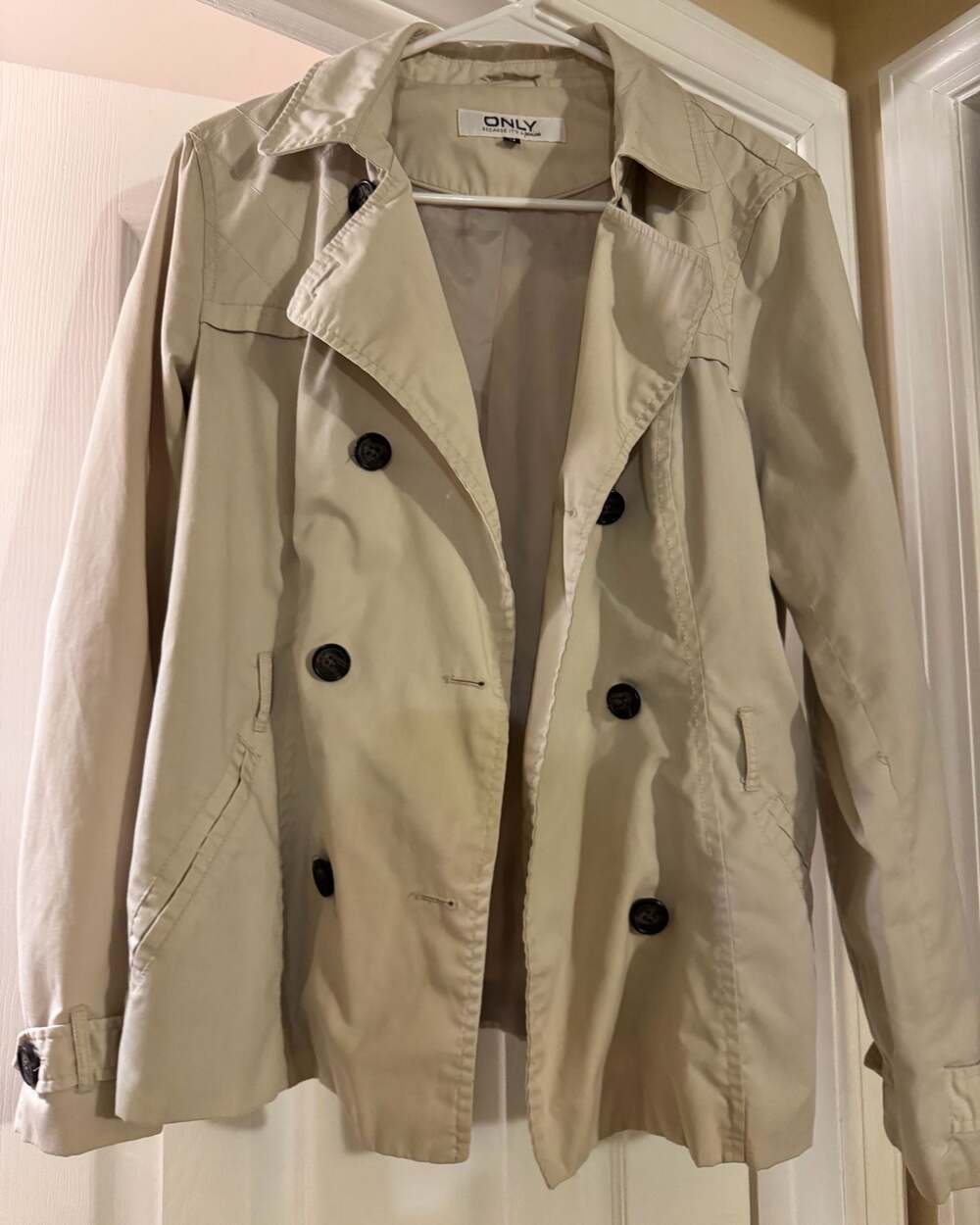 ONLY Beige Quilted Shoulder Double Breasted Trench Coat Size M